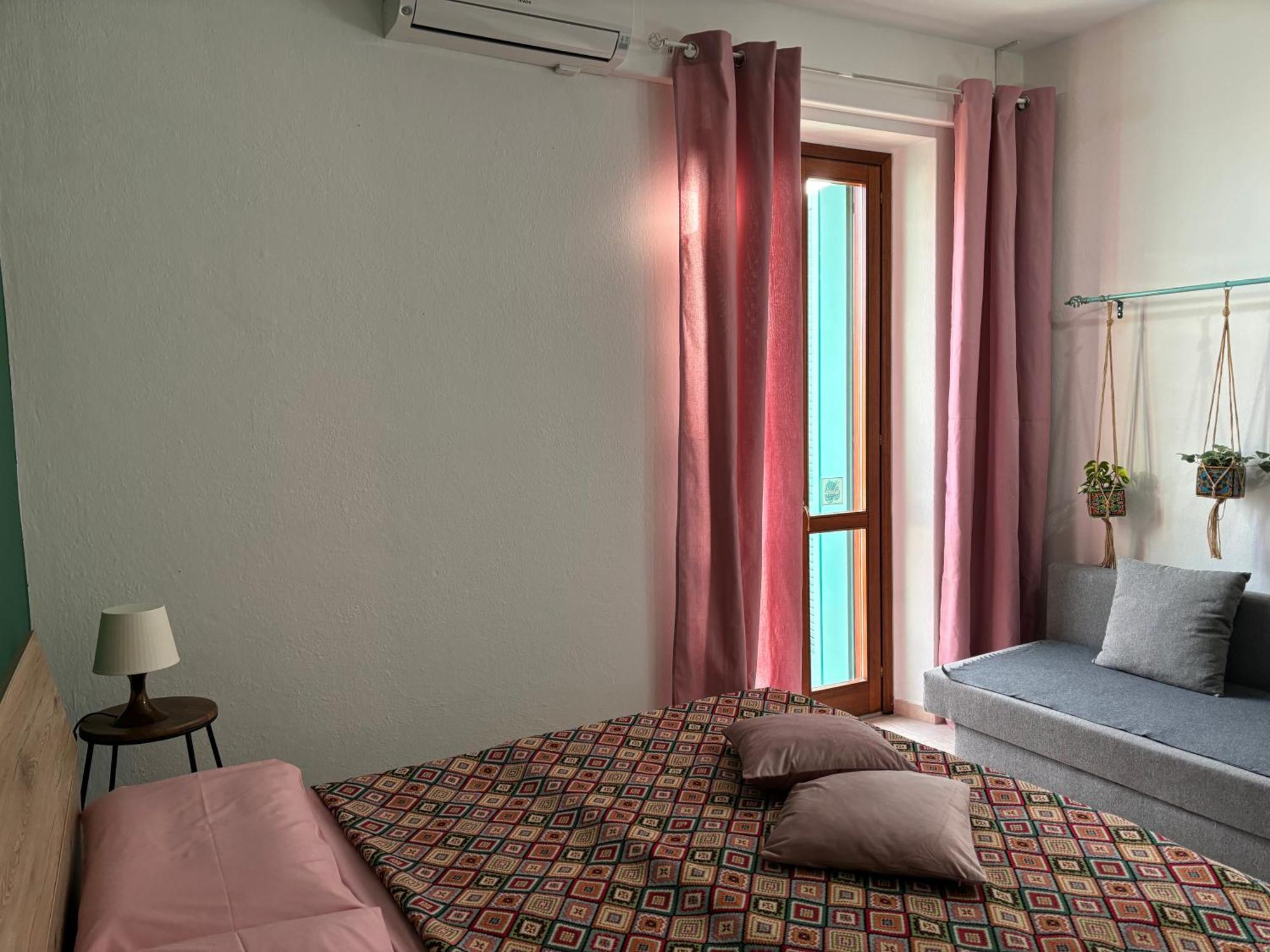 Assaje Guestroom ออลเบีย ภายนอก รูปภาพ